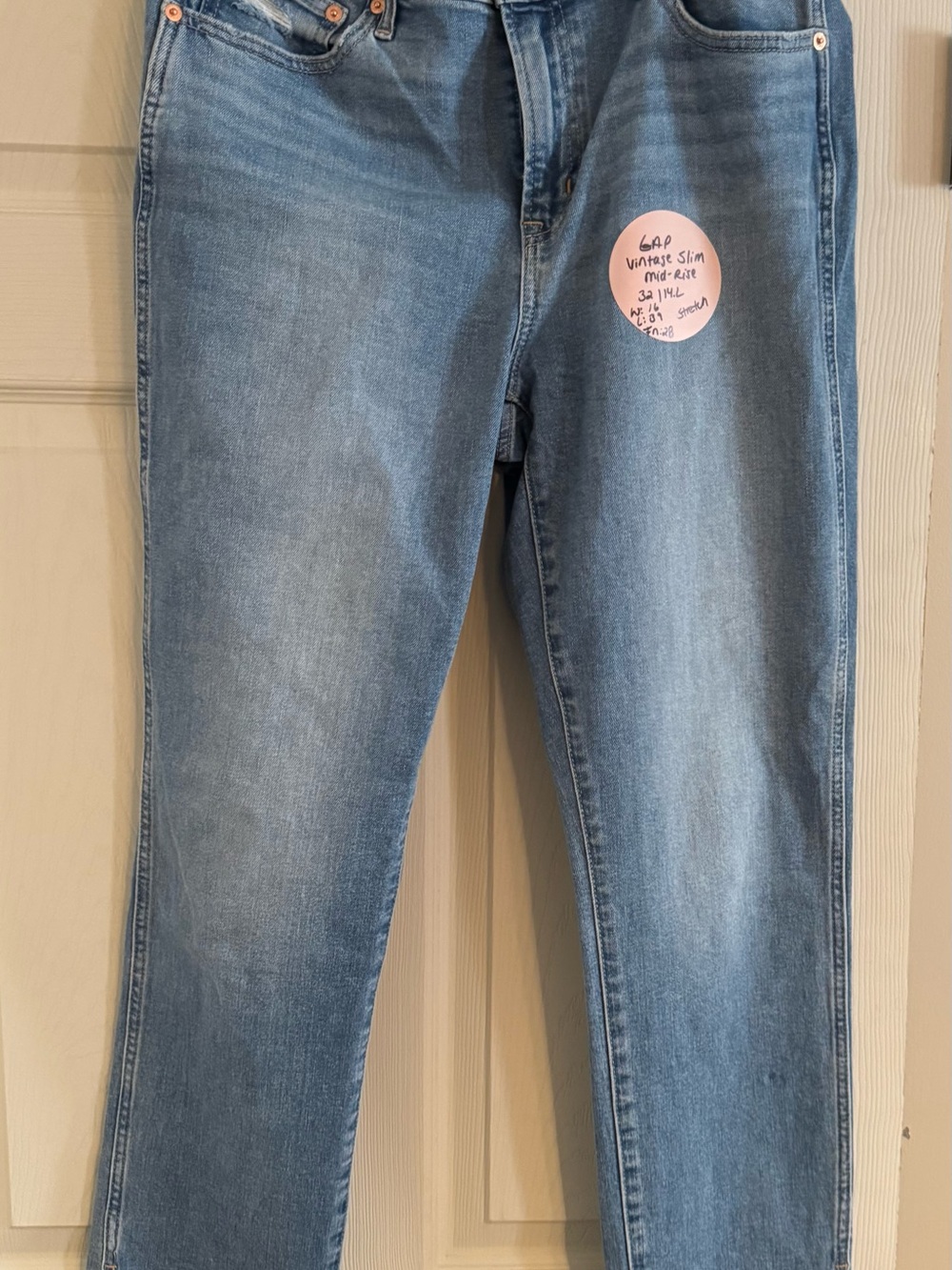 GAP Women's Skinny Jeans in Light Blue Wash
